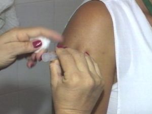 Ministério da Saúde amplia vacinação contra hepatite B (Foto: reprodução/TV Tem)